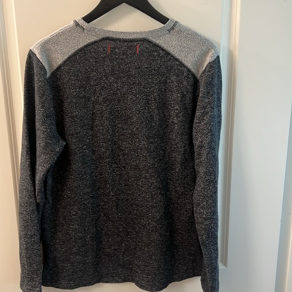 Tommy Bahama Pull Over Shirt - Picture 6 of 9